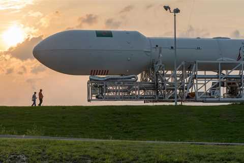 SpaceX Set To Launch First All-Private ISS Mission With Axiom Space