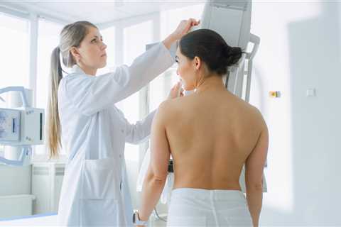 Breast cancer: What are the symptoms and how to check for the disease?