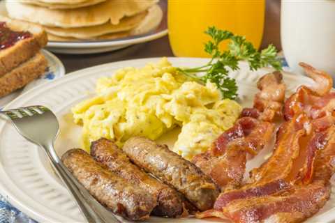 Do You Really Need To Eat a Big Breakfast to Boost Metabolism and Lose Weight?