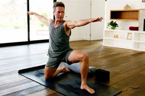 30min. Power Yoga Commando with Travis