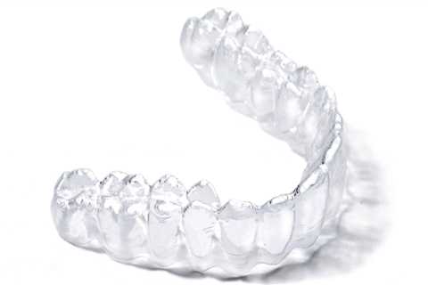 The Difference Between Clear Aligners and Retainers Explained