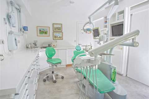 Standard post published to Symeou Dental Center at April 11, 2023 10:00