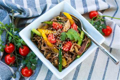 Soba Noodles Seaweed Salad