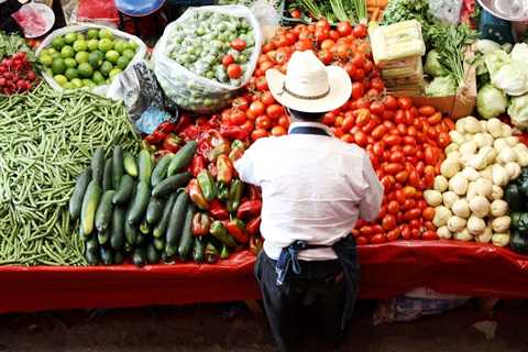 Boost Your Nutritional Intake With Organic Vegetables and Fruits For a Balanced Diet!