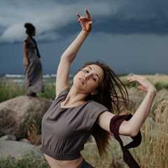 Dance Therapy 101 | Mindfulness & Self-Awareness Blog - Peace Inside Me