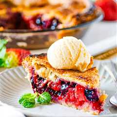 Strawberry Blueberry Pie