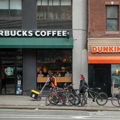 Starbucks vs. Dunkin': 7 Major Differences