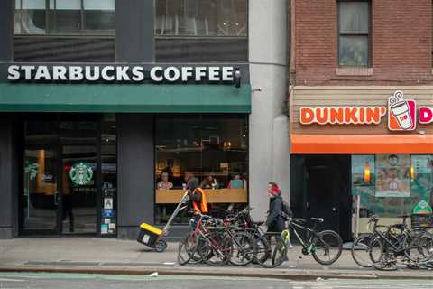 Starbucks vs. Dunkin': 7 Major Differences