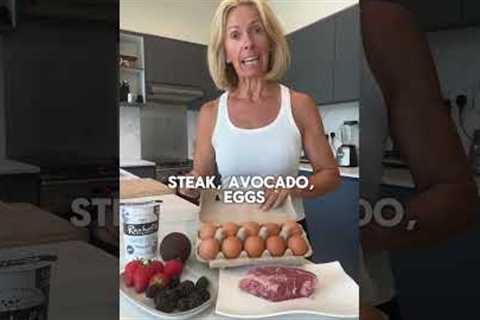 These are the 5 foods I eat everyday to stay slim on menopause!